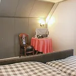 1 Bedroom Cozy In *
