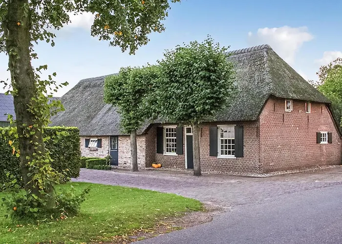 1 Bedroom Cozy In Hébergement de vacances *