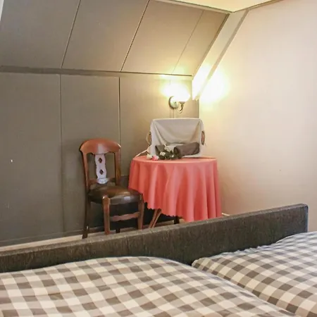 1 Bedroom Cozy In *